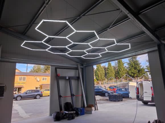 Set led kit nido d'ape 11 esagoni - immagine 6